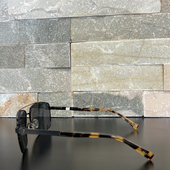 TED BAKER TBM037 Metal Square Aviator Sunglasses - Picture 6 of 11